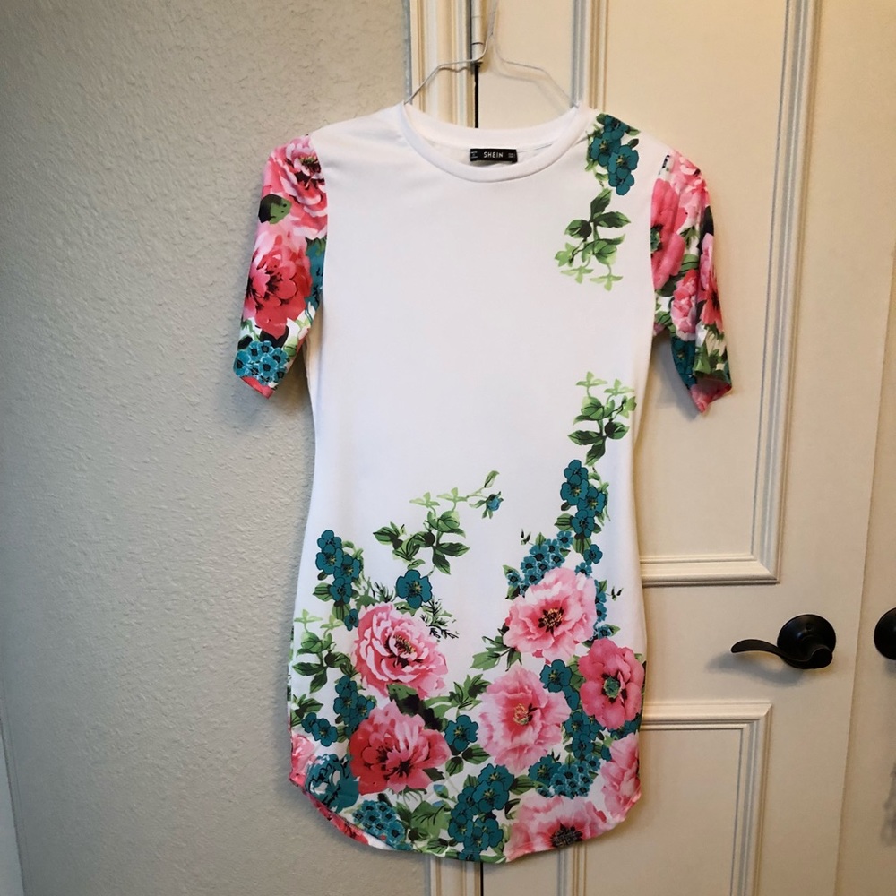 Super cute spring dress